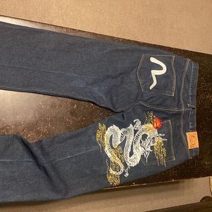 Blue Evisu Jeans With a dragon design Size 38